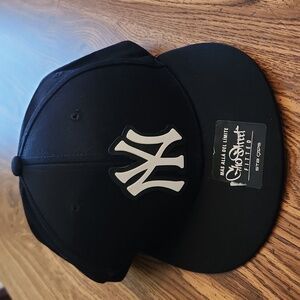 New York Yankees Hat/Cap by GhoStreet